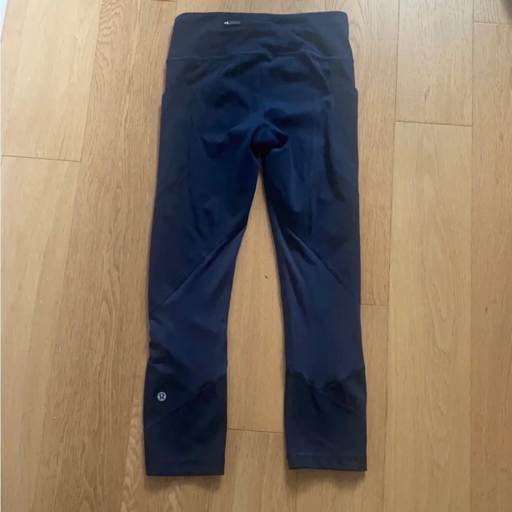 Lululemon Navy Crop Leggings